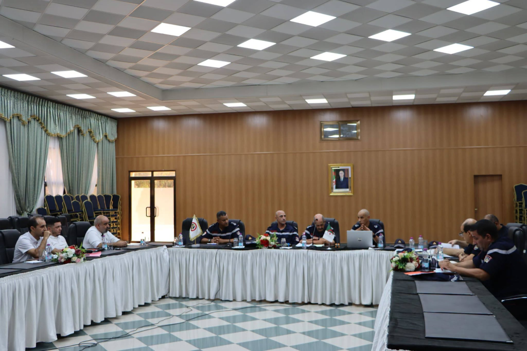 إجتماع تقييمي لتقييم عمليات الإسناد الجوي في إخماد حرائق الغابات خلال شهر جويلية 2026