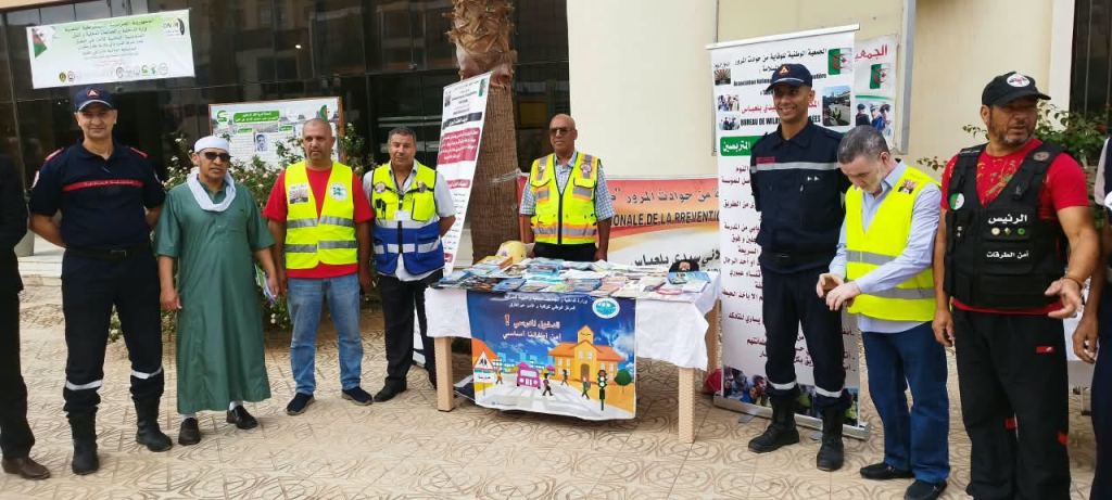 مشاركة مختلف مديريات الحماية المدنية عبر ولايات الوطن في الحملة الوطنية التحسيسية والإعلامية للتعريف بأحكام قانون المرور 26-09